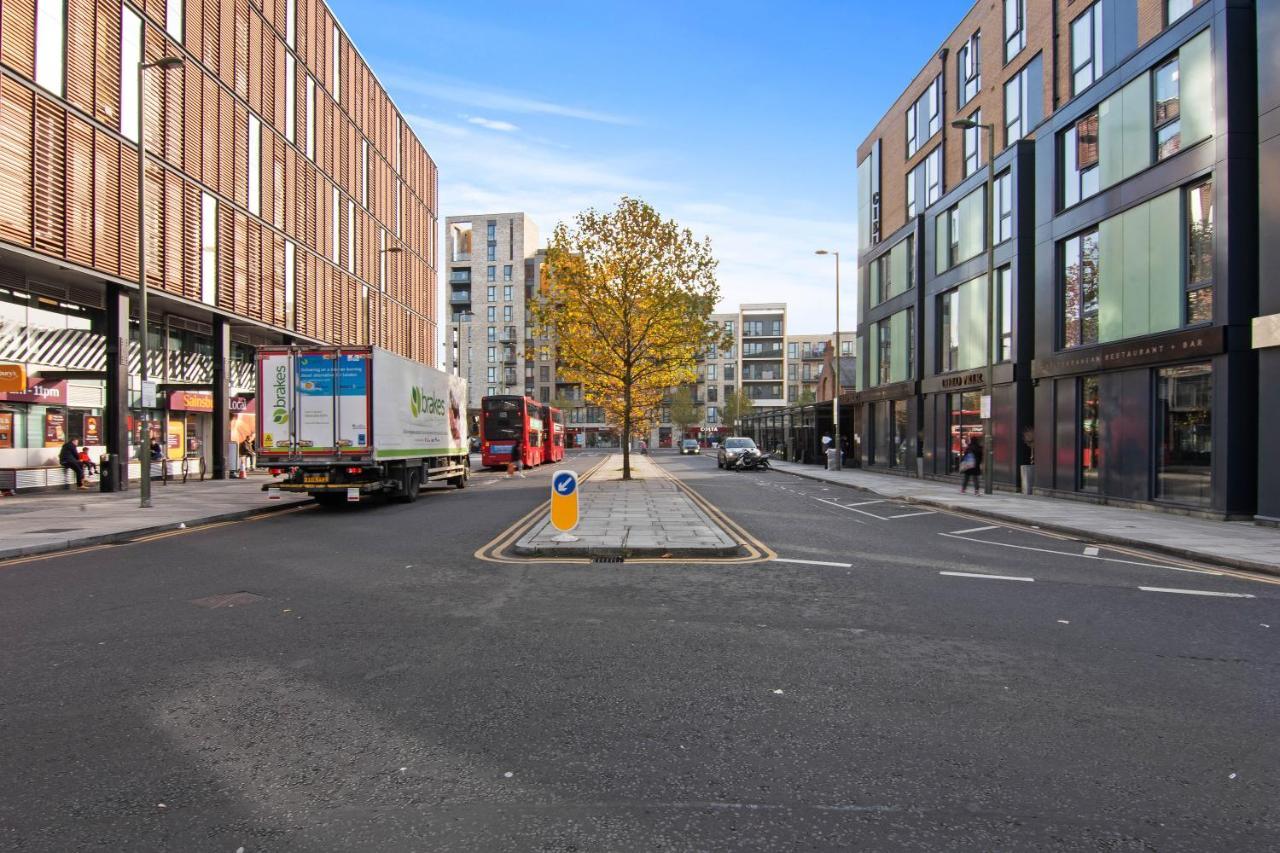 Spacious & Cosy, Netflix, Parking, Colindale Station Hendon Exterior foto